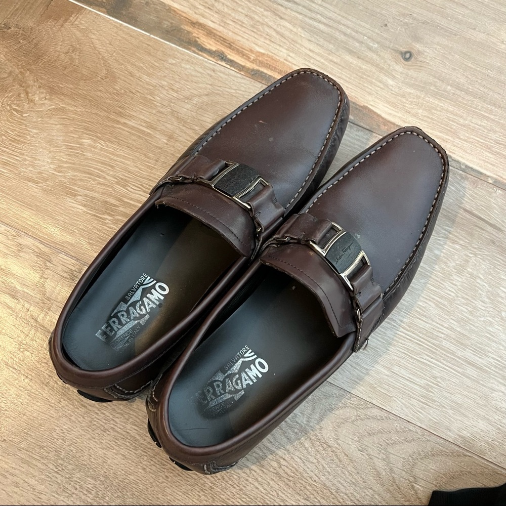 SOLD Salvatore Ferragamo loafers 👞 sz 8